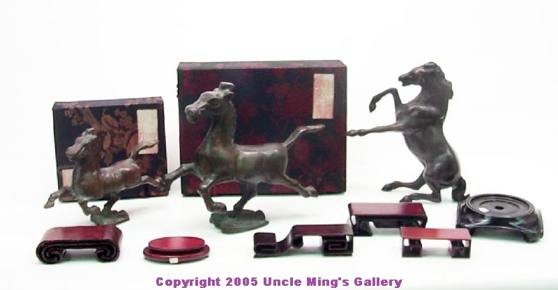 chinese_crafts/chin_brass_horse_n_redwood_stand2_web.jpg