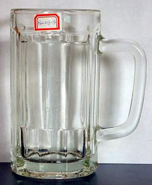 glassware/Beer%20Mugs/H21016-B.JPG