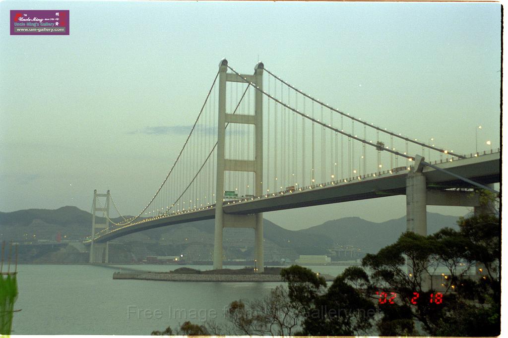 tsingma_bridge02mar01.jpg